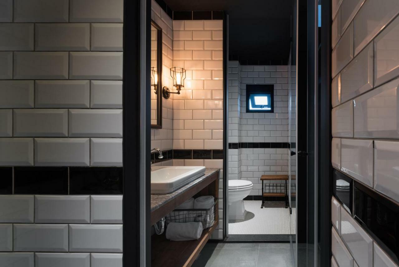 Black House Yilan Exterior photo