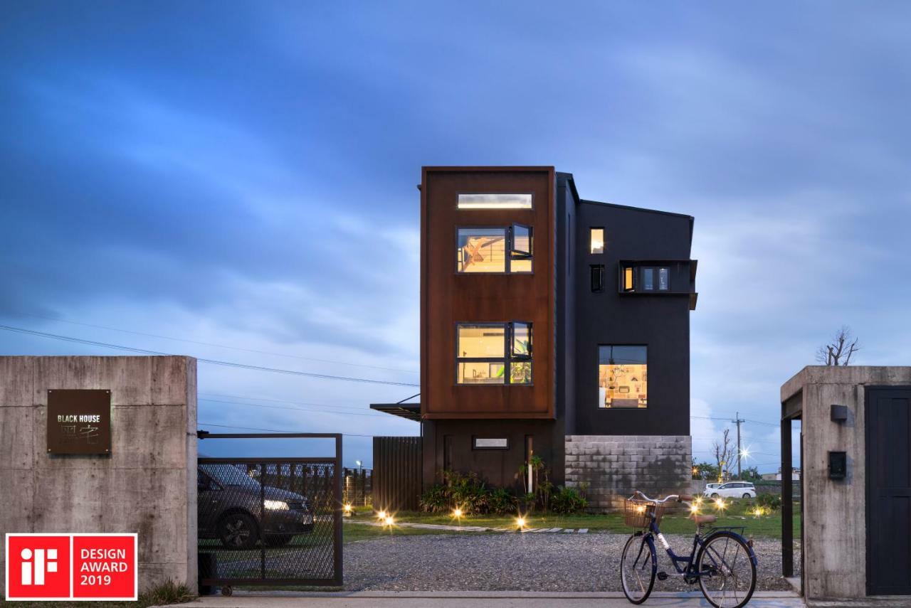 Black House Yilan Exterior photo