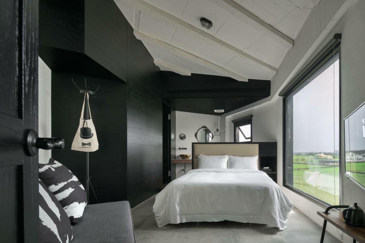 Black House Yilan Exterior photo